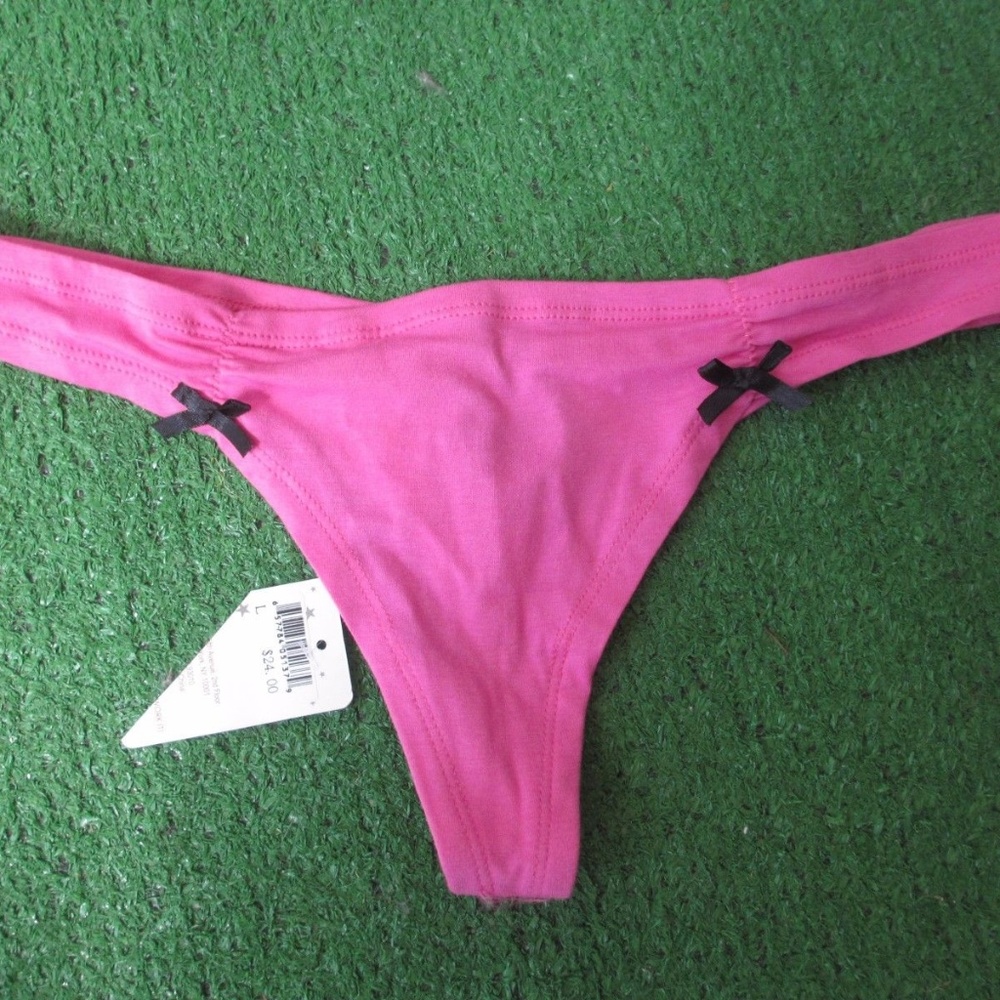 NWT UNIOBAY L LARGE HOT PINK BLACK PANTIES STRING
